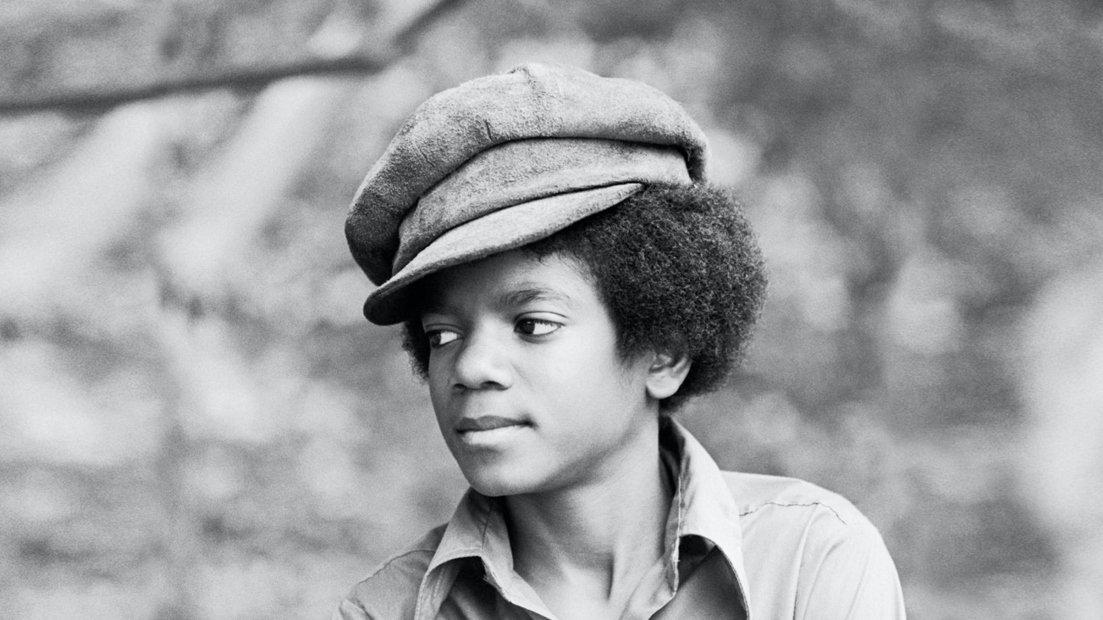 Michael Jackson: Cuộc Đời Của Một Biểu Tượng Michael Jackson: Cuộc Đời Của Một Biểu Tượng