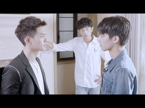Khoảng Cách Năm Ánh Sáng Giữa Anh Và Em Khoảng Cách Năm Ánh Sáng Giữa Anh Và Em